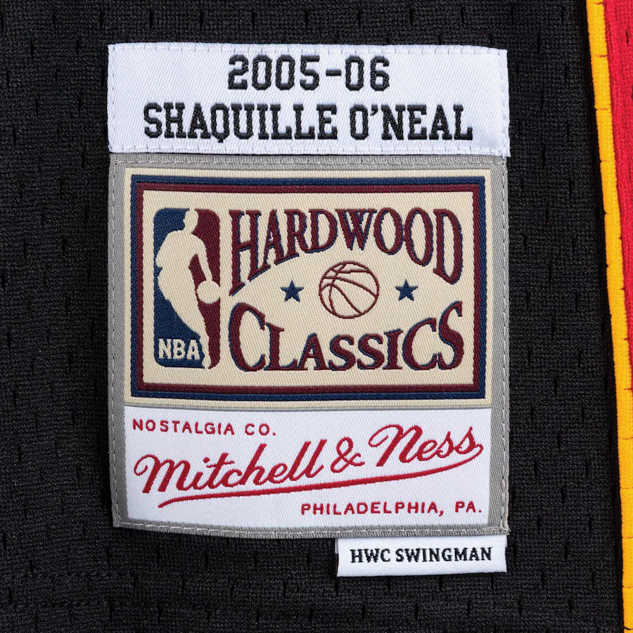 Miami Heat Shaquille O'Neal Black 2005/06 Hardwood Classics Swingman Player Jersey - Mitchell & Ness