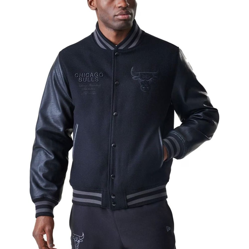 Chicago Bulls NBA Varsity College Jacke Black on Black - New Era