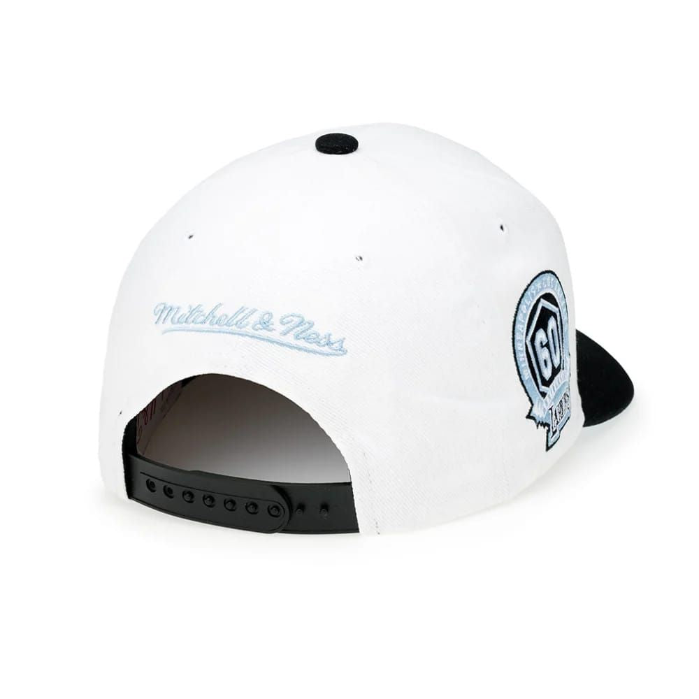 Los Angeles Lakers Remix Logo Pro Crown White/Black Snapback Cap - Mitchell & Ness