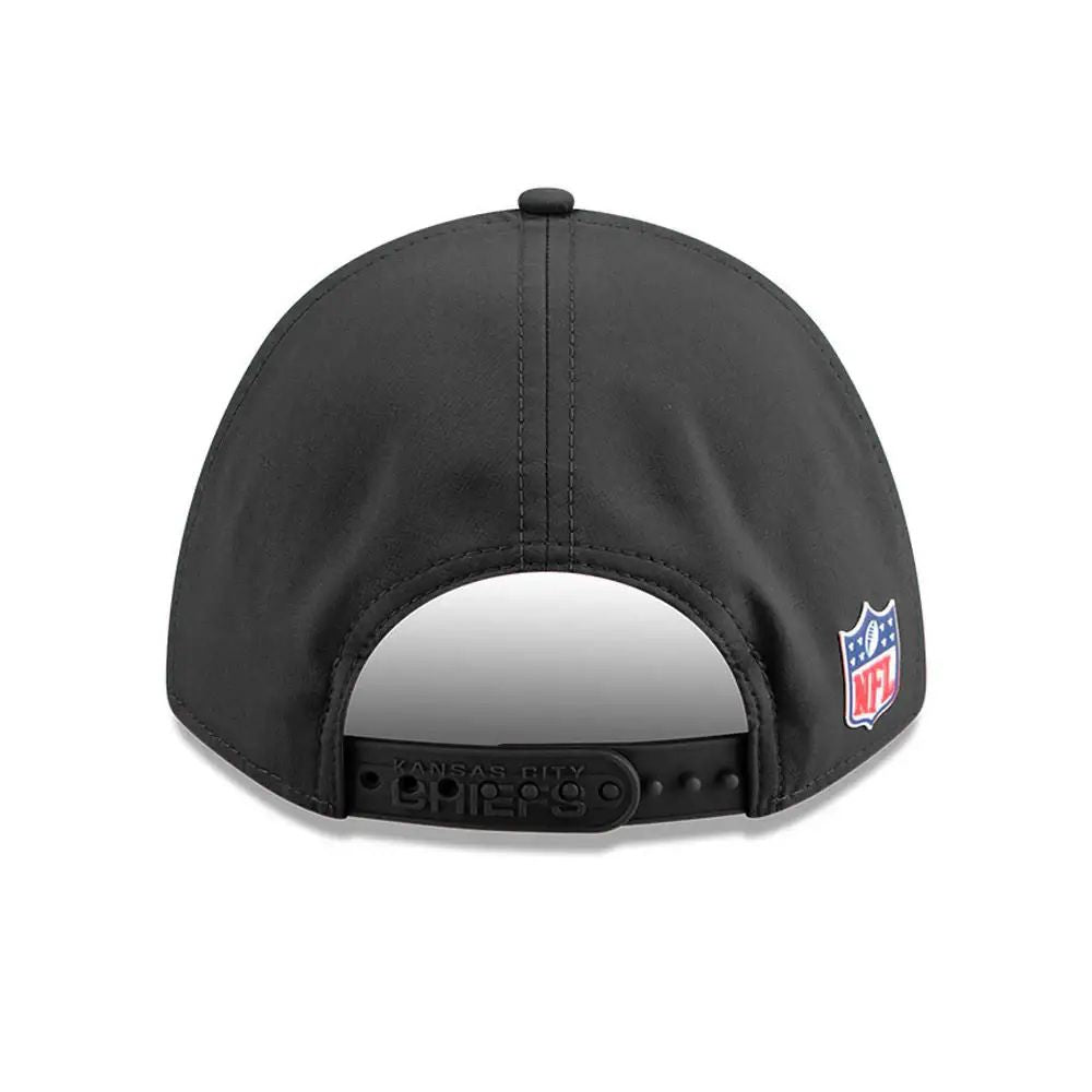 Kansas City Chiefs NFL Sideline 2025 9FORTY M-Crown Cap - New Era